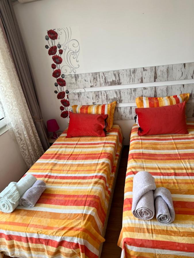 Orange Apartments Поморие Экстерьер фото