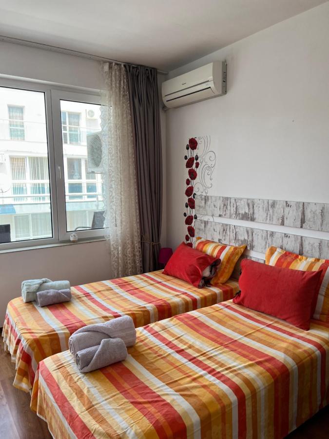 Orange Apartments Поморие Экстерьер фото