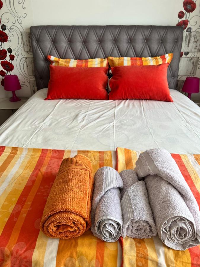 Orange Apartments Поморие Экстерьер фото
